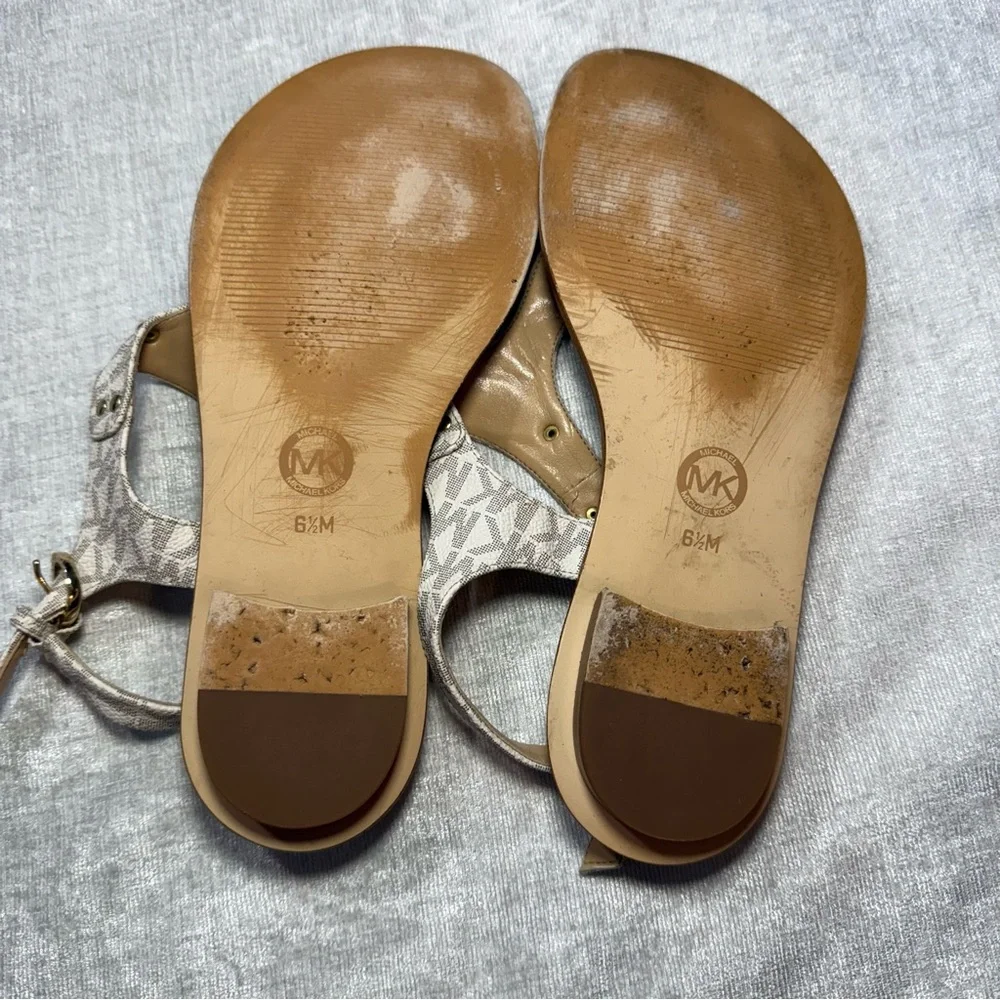 Michael Kors White Logo Print Thong Sandals Size 6.5M